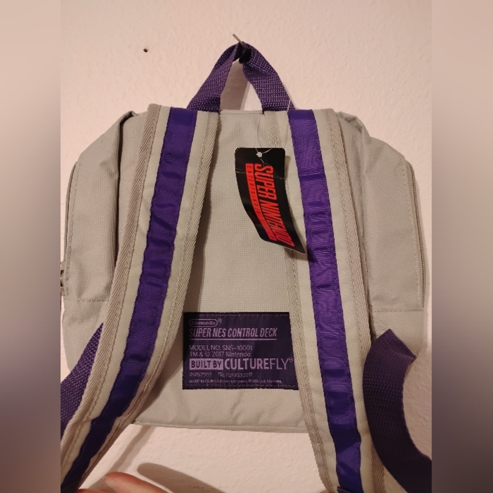 Mini Super Nintendo Backpack - Picture 2 of 3